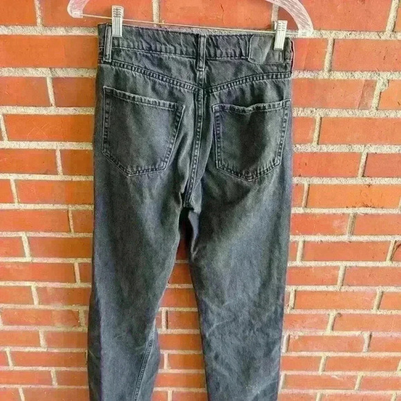 Black Aeropostale jeans, high waisted, wide leg and distressed size 2R - Picture 2 of 4